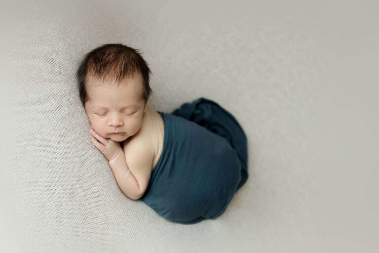 twin cities mn newborn family photographer