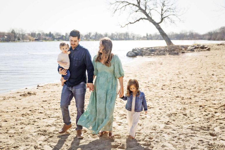 baby and family photographer